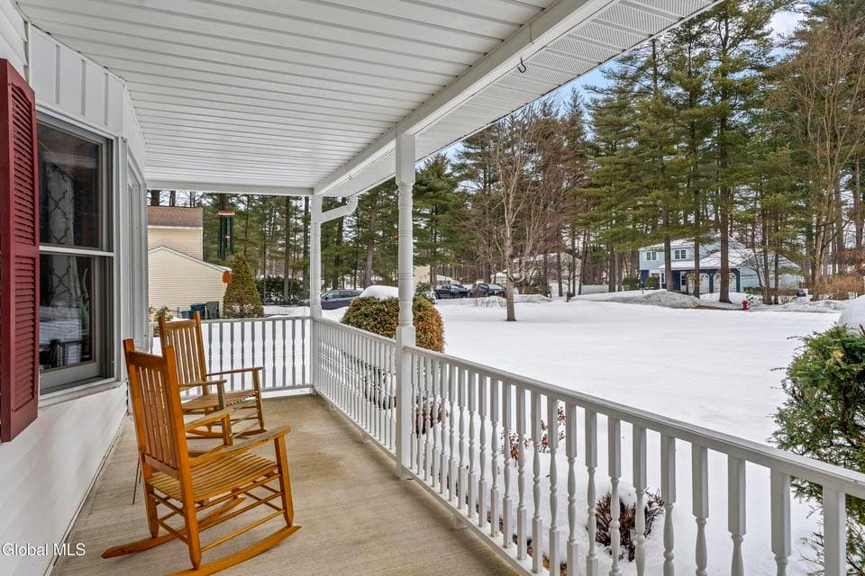 4 Queen Diana Lane, Queensbury, NY, photo 2