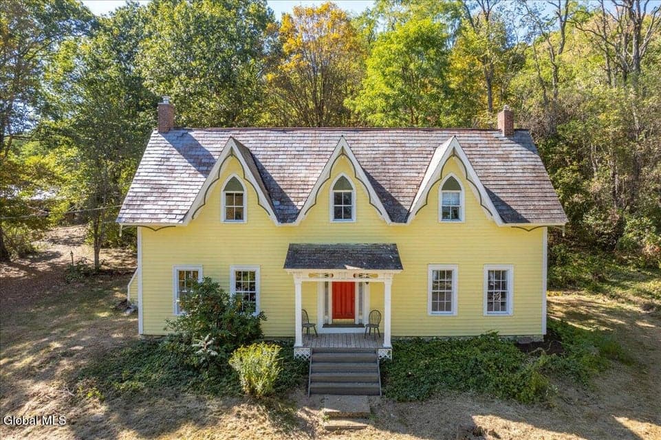 763 Turnpike Road, photo 3