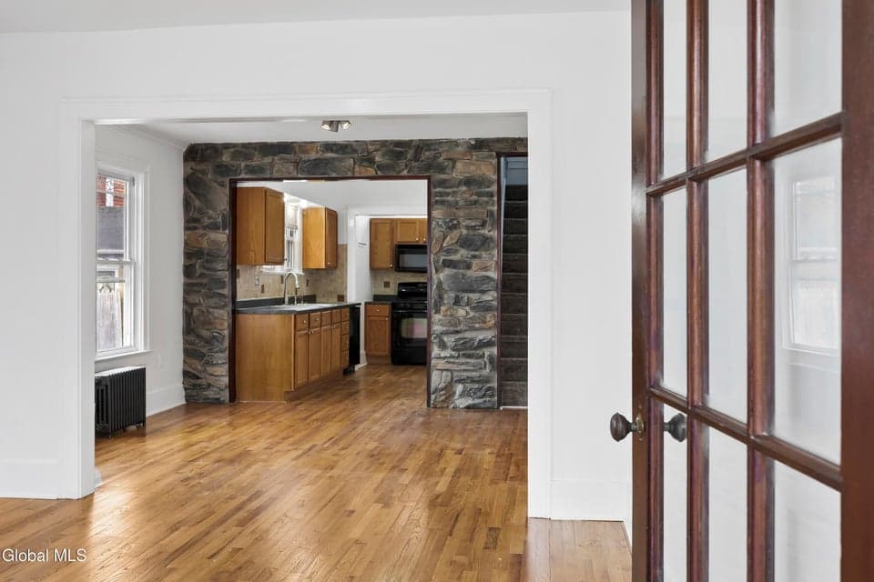 108 Jay Street, photo 3