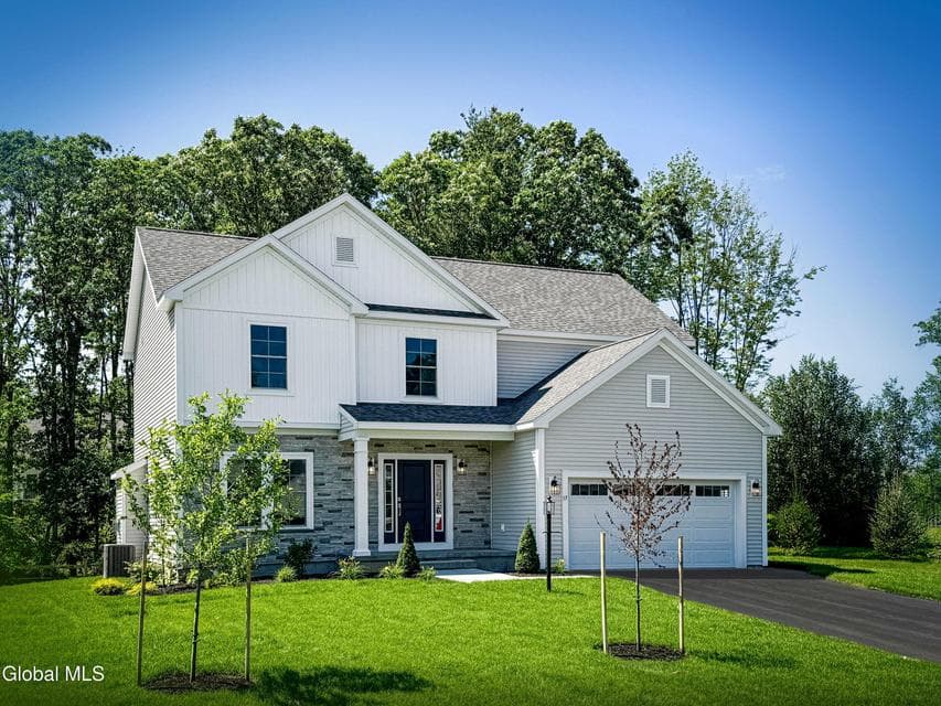 8 Seville Way, Bethlehem, NY 12158, photo 1