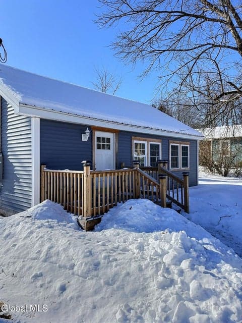40 King Avenue, Hudson Falls, NY 12839, photo 2
