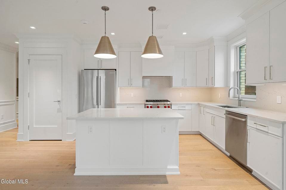 19 Washington Street, photo 3