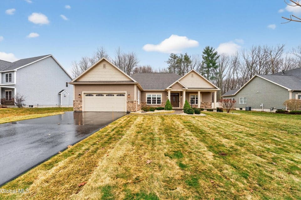 11 Balsam Way, photo 1