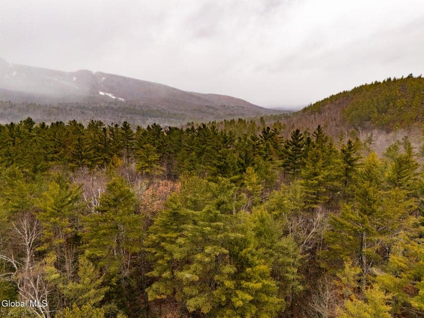 206 Mountain Path, photo 1