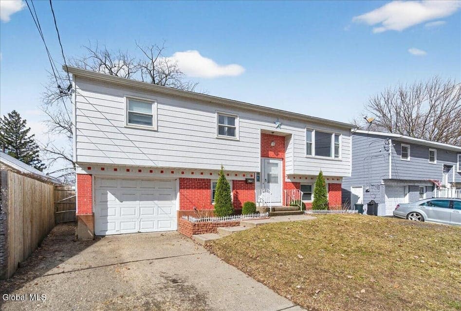 1750 Hamburg Street, Schenectady, NY, photo 4