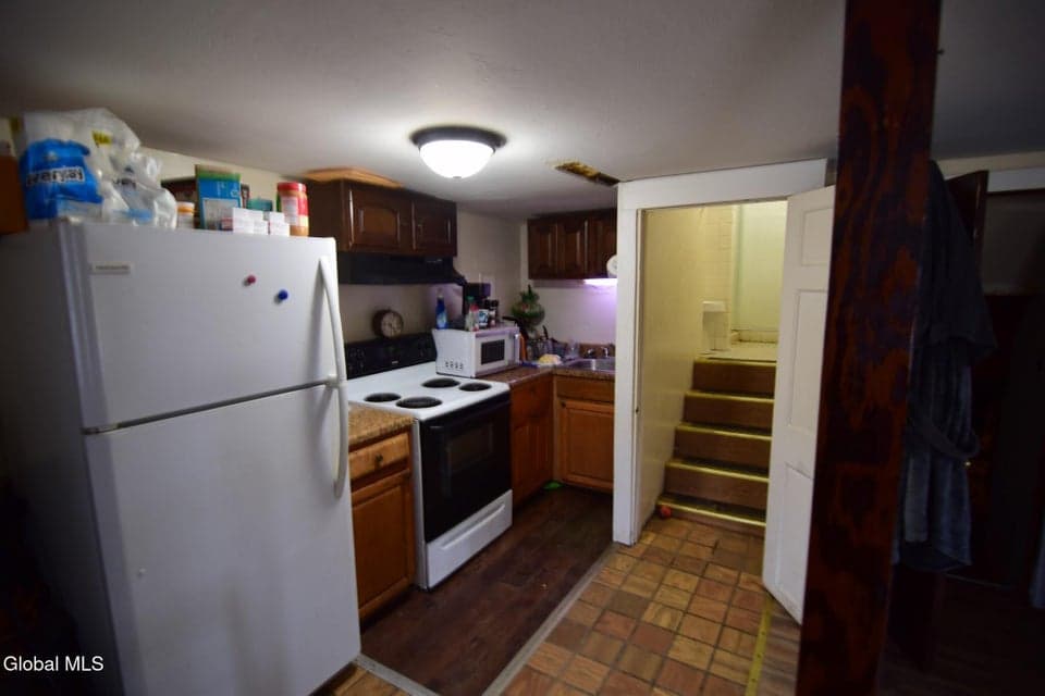 460 Cold Spring Road, photo 5