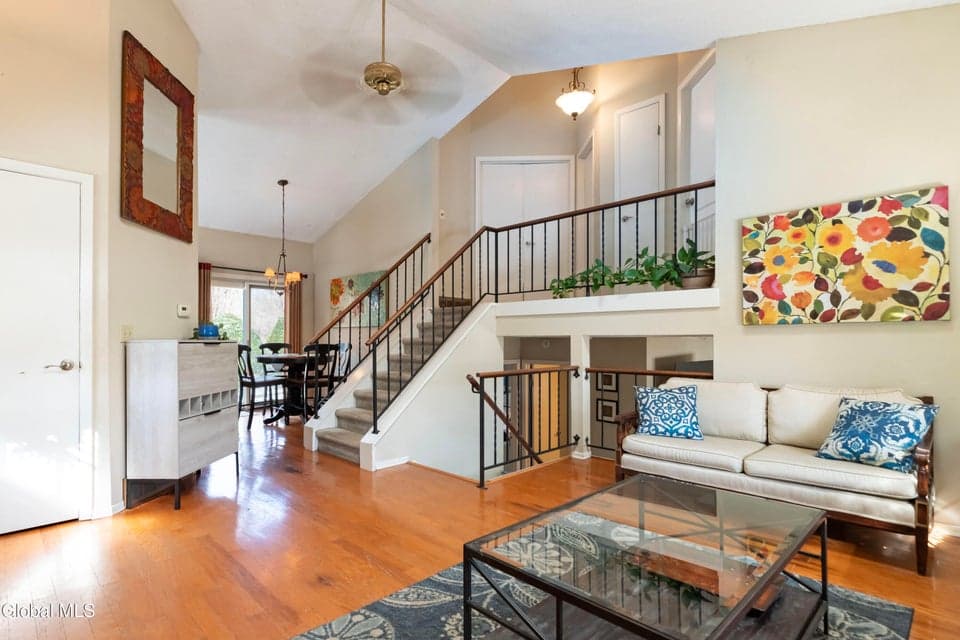 1 Freemans Way, photo 3