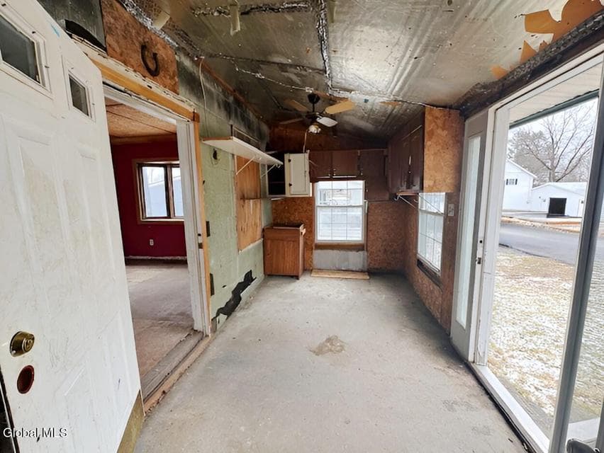 6 Center Street, photo 4