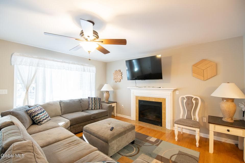 83 Fenway Drive, photo 5