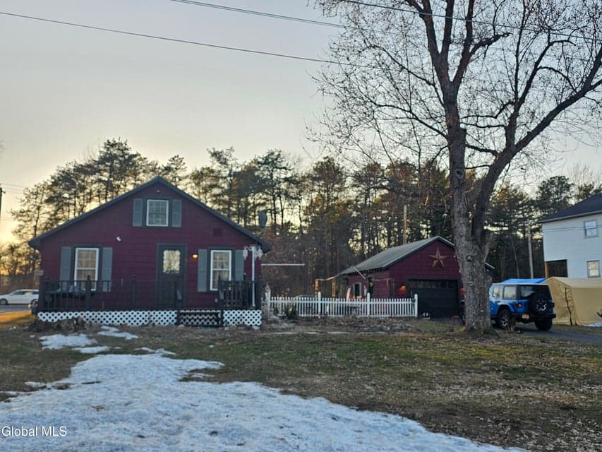 27 Alta Avenue, photo 1