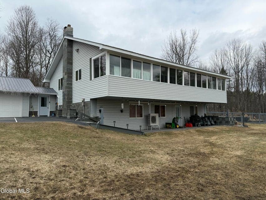745 Tarbell Hill Road, photo 2