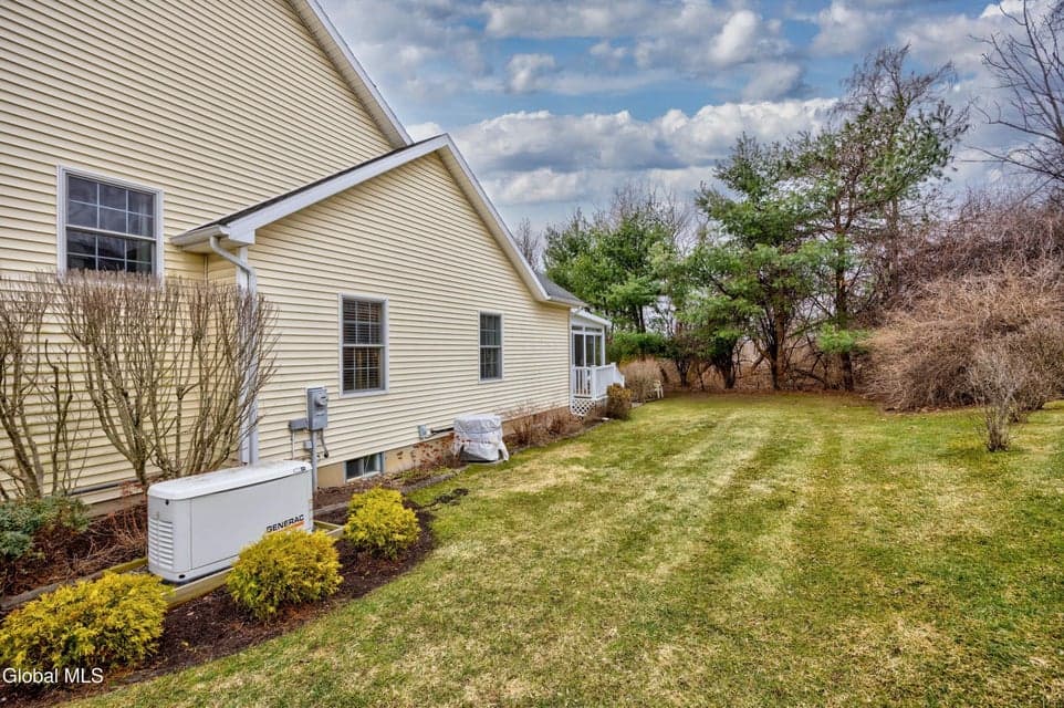 6 Robins Nest, Niskayuna, NY, photo 3