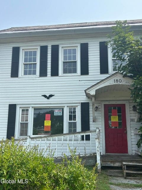 180 S Main Street, photo 2