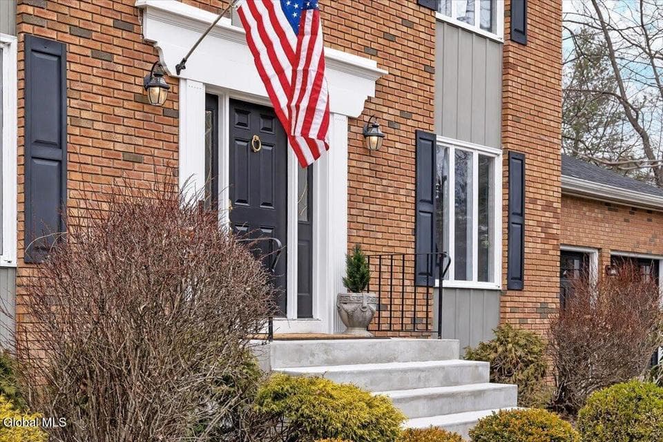 1124 Glenmeadow Court, photo 2