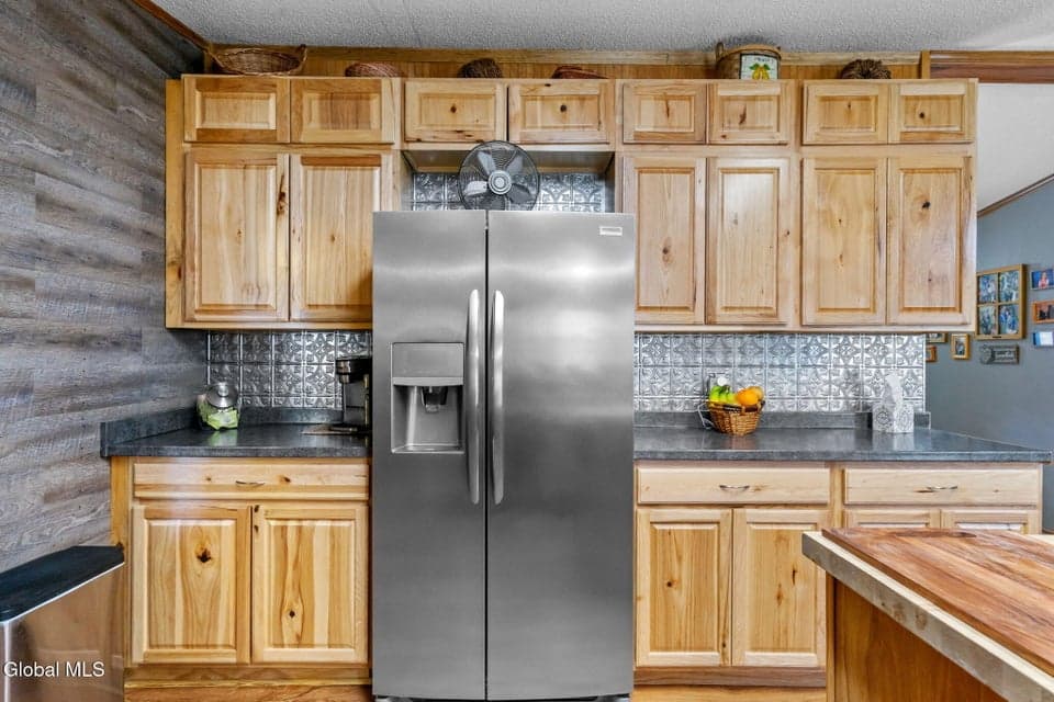748 Mackey Road, photo 5