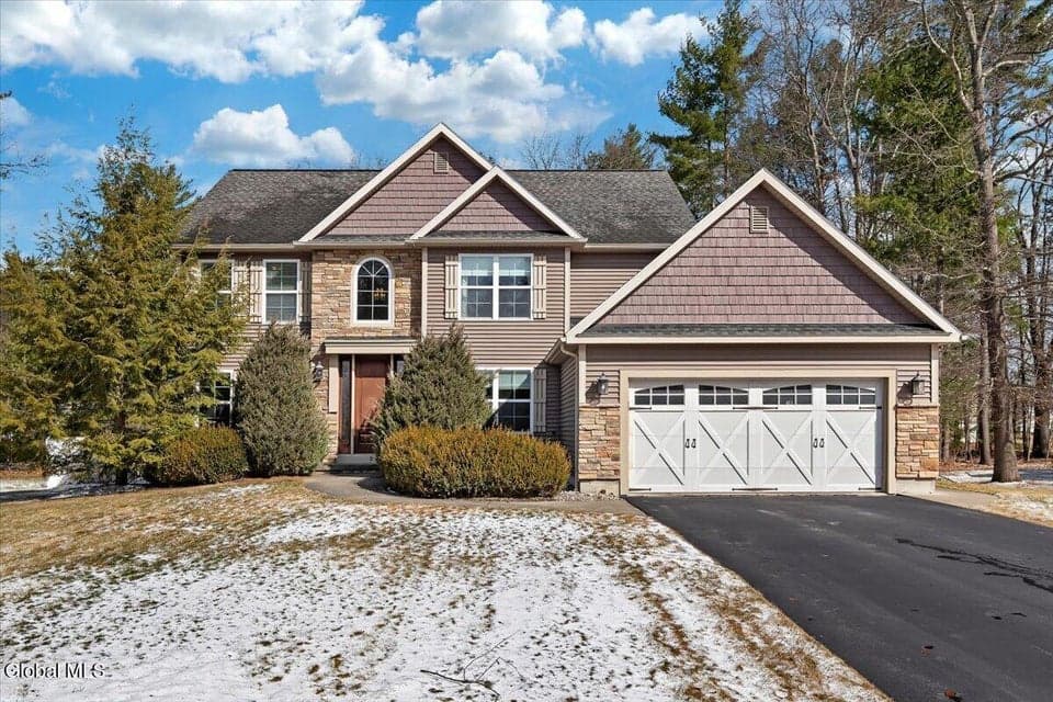 5 Wyndham Way, Milton, NY 12020, photo 1