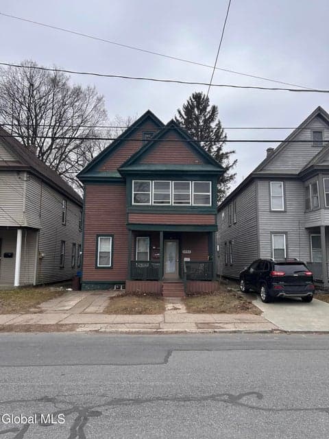 2328 Turner Avenue, photo 1
