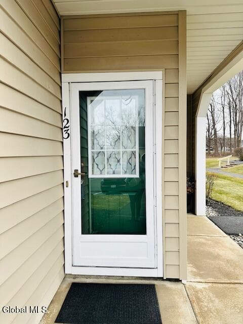 123 Hampton Place Boulevard, photo 1