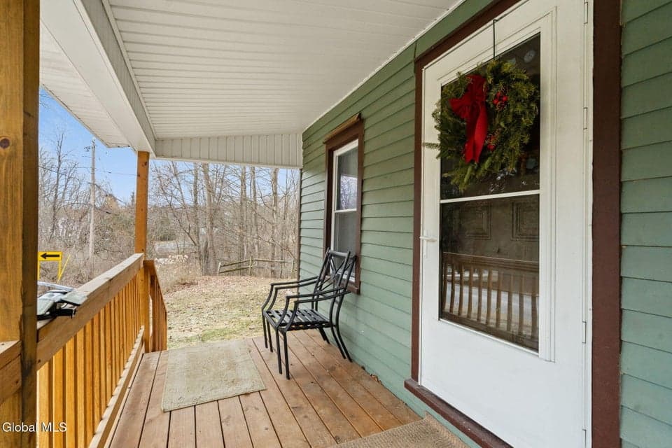 894 Noonan Road, photo 5