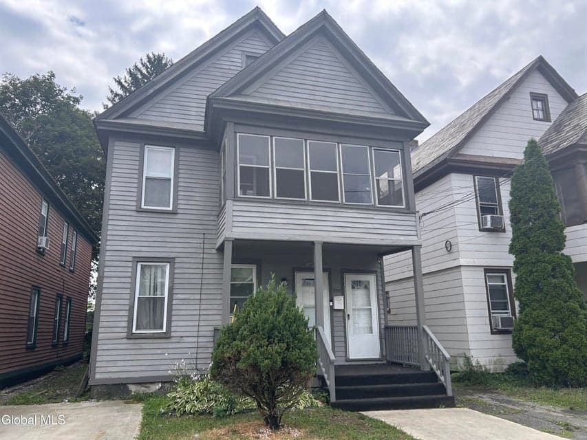 2332 Turner Avenue, photo 1