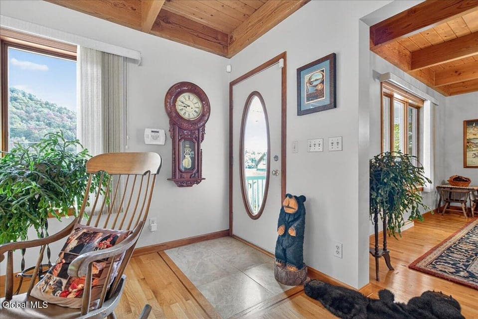 143 Green Lake Road, photo 5