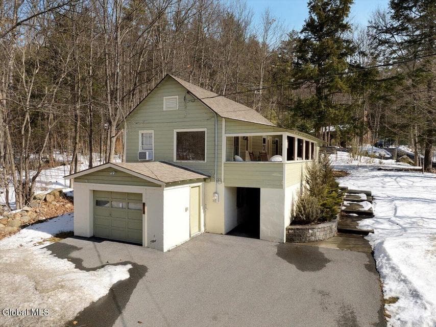 2876 Rt 9, photo 3
