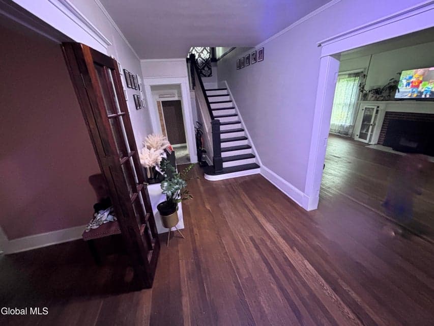 318 E Main Street, photo 5