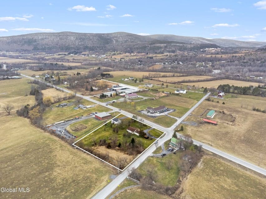 4856 State Route 30, photo 5
