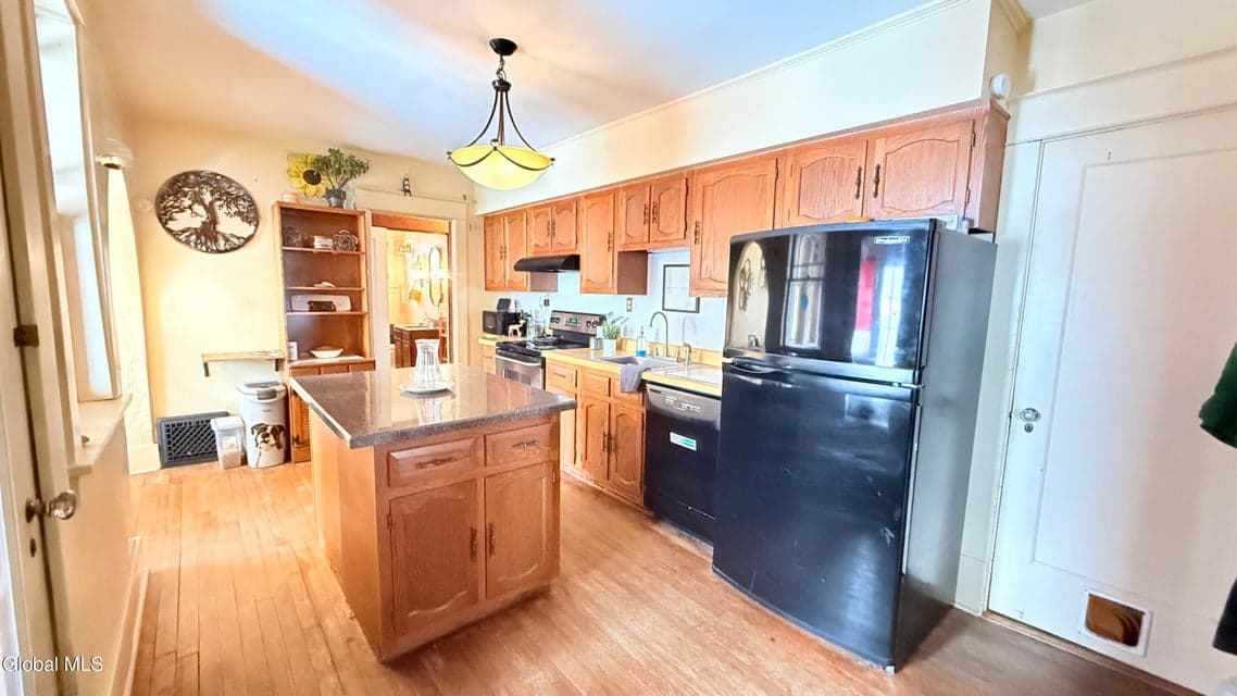 3 Wagner Street, photo 3