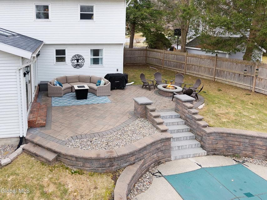 15 Apple Tree Lane, photo 3