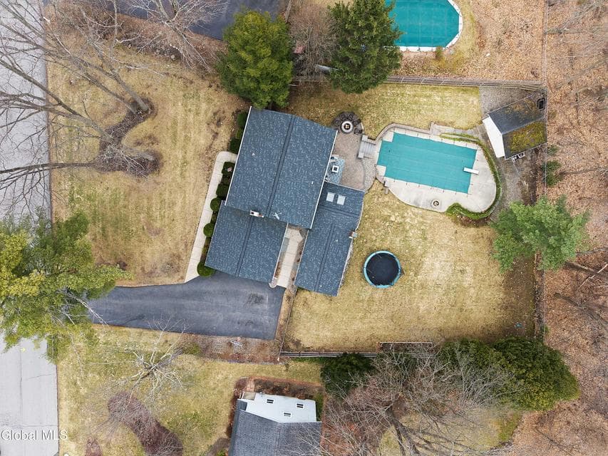 15 Apple Tree Lane, photo 4