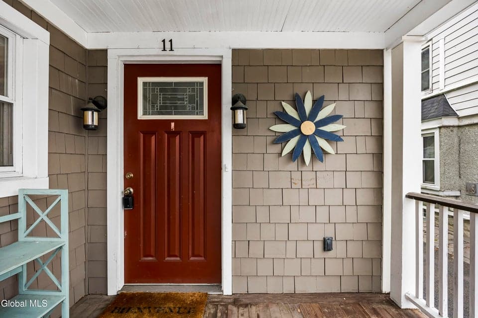 11 Cornelius Avenue, photo 2