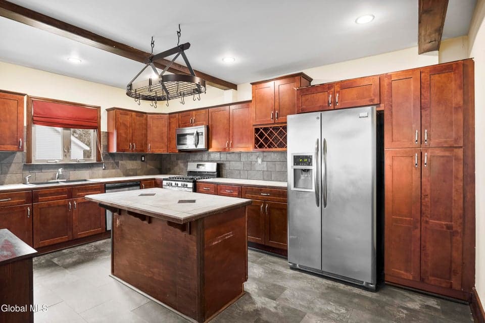 11 Cornelius Avenue, photo 5