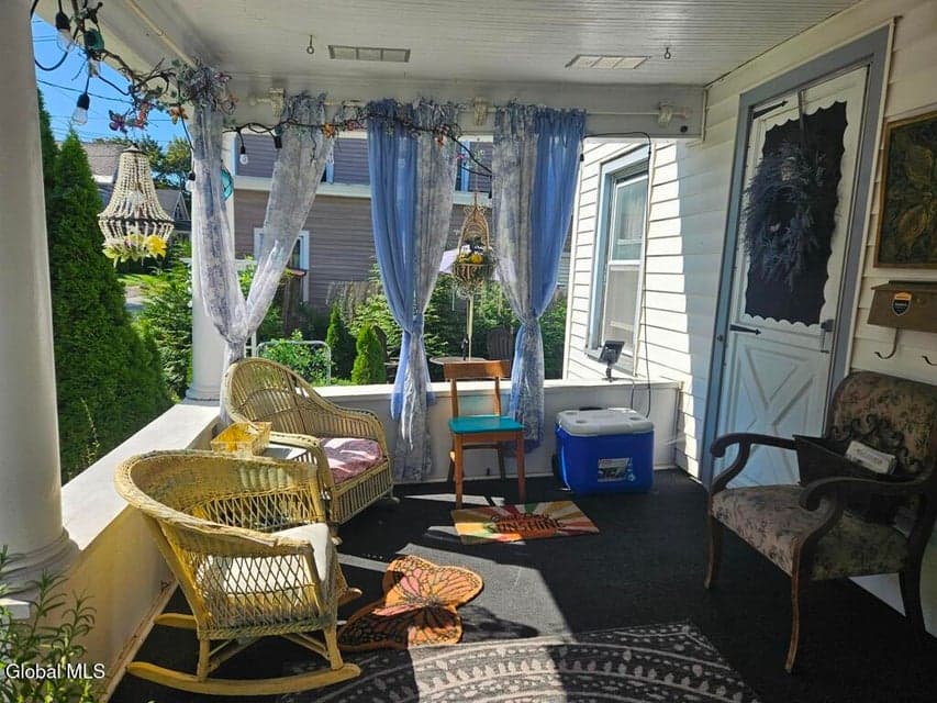 99 Montgomery Street, photo 2