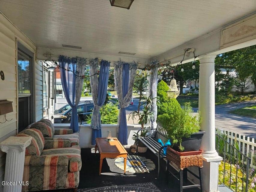 99 Montgomery Street, photo 3
