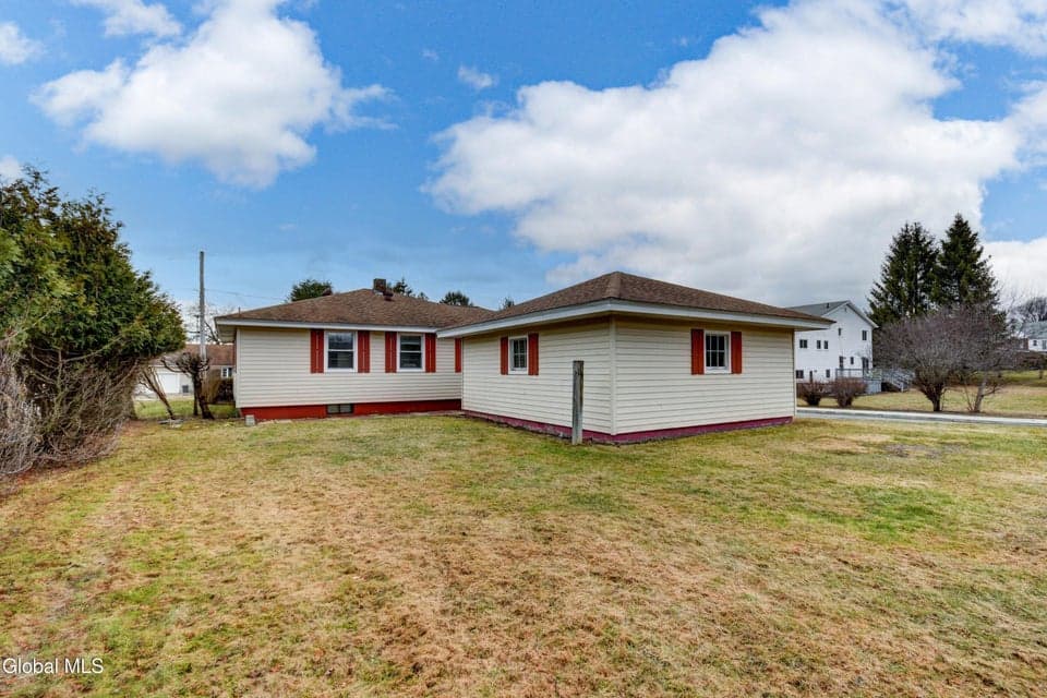 22 Julia Street, Amsterdam, NY, photo 5