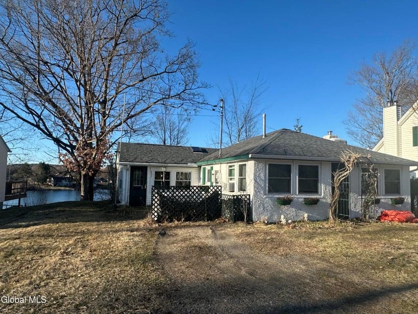531 Sullivan Way, photo 2