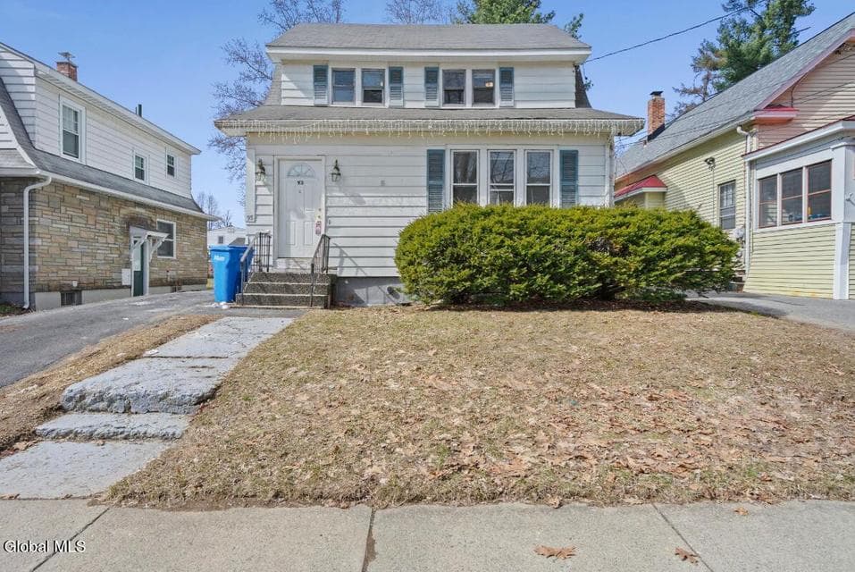 93 Hollywood Avenue, photo 2