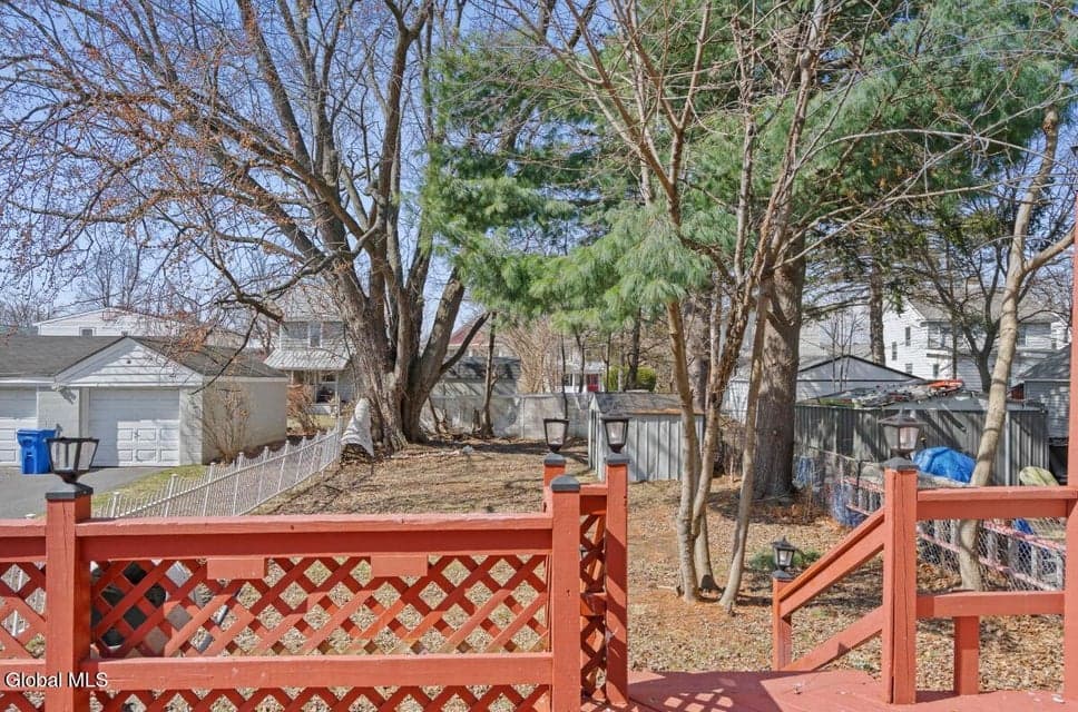 93 Hollywood Avenue, photo 5