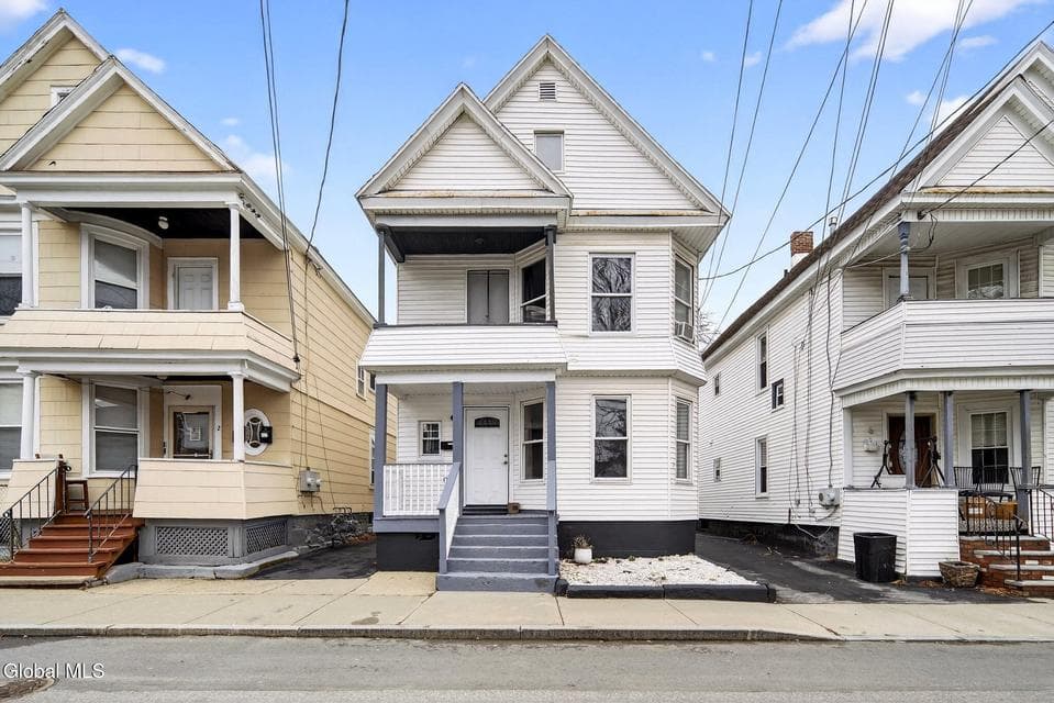 4 Daggett Terrace, Schenectady, NY 12307, photo 1
