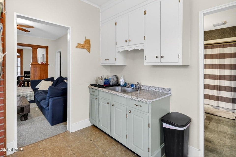 320 Spring Avenue, Troy, NY, photo 2