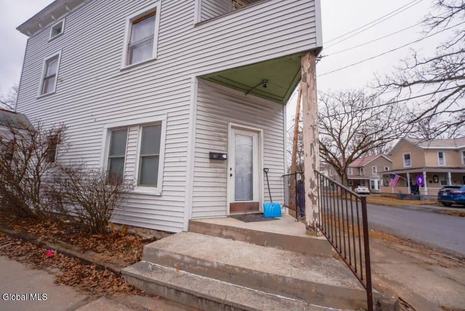 187 South Street, photo 3