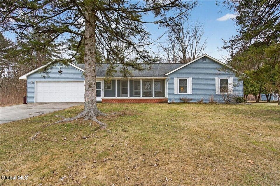 41 Glenwood Avenue, photo 2