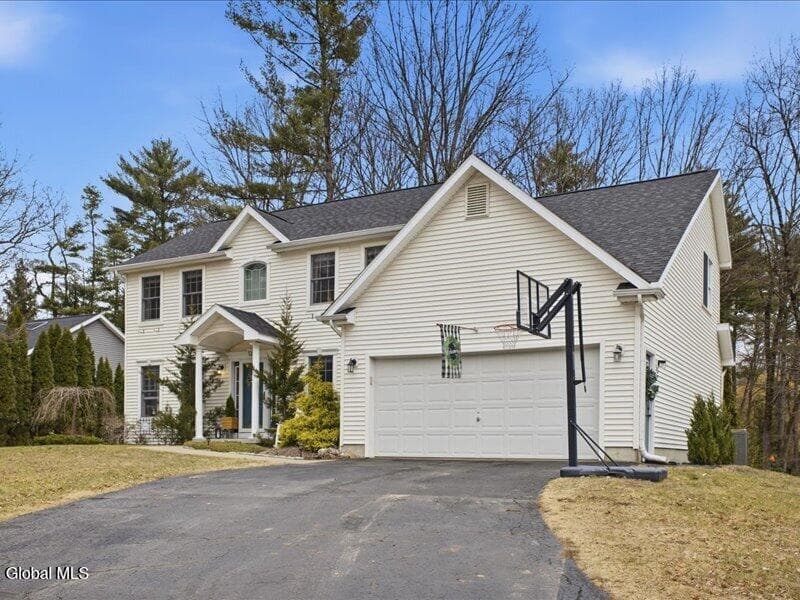 12 Larkspur Drive, Saratoga Springs, NY 12866, photo 3