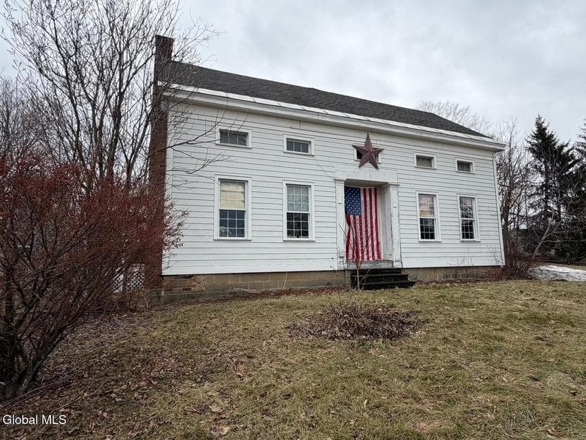 1053 Wicker Street, photo 2