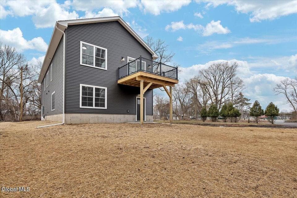 6 Livingston Avenue, photo 4