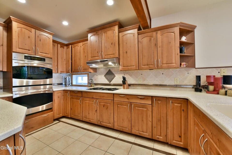 109 Sunset Drive, photo 5