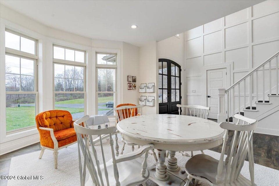 6 Brookhaven Court, photo 2