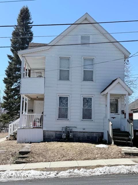 87 Yale Street, photo 2