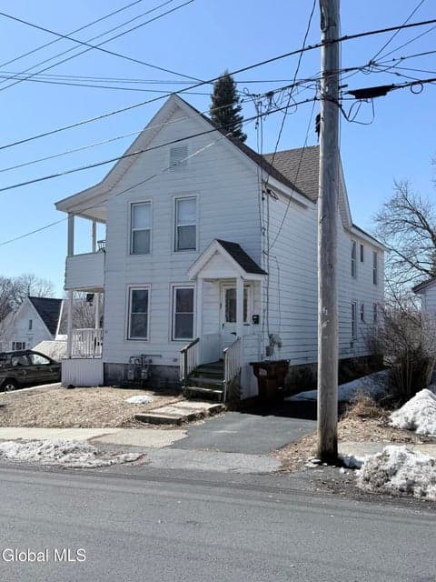 87 Yale Street, photo 3